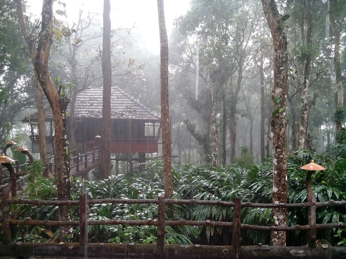 Kalppavanam Heritage Resort Thekkady Ngoại thất bức ảnh
